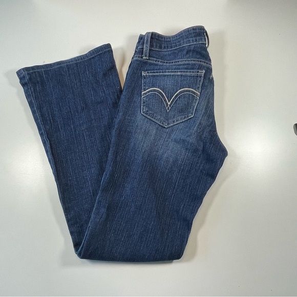 Levi's 518 Superlow Bootcut Stretch Jeans - Picture 2 of 10